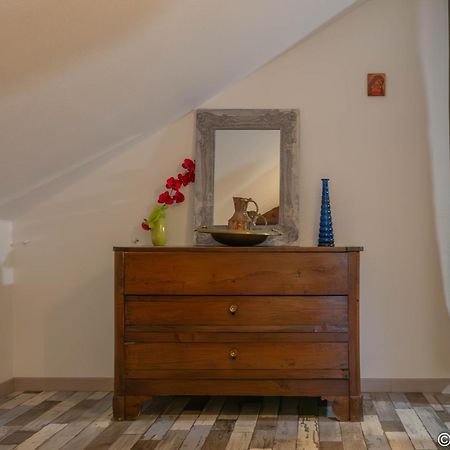 Bed and Breakfast L'Amarre Aux Anges Cormatin Экстерьер фото