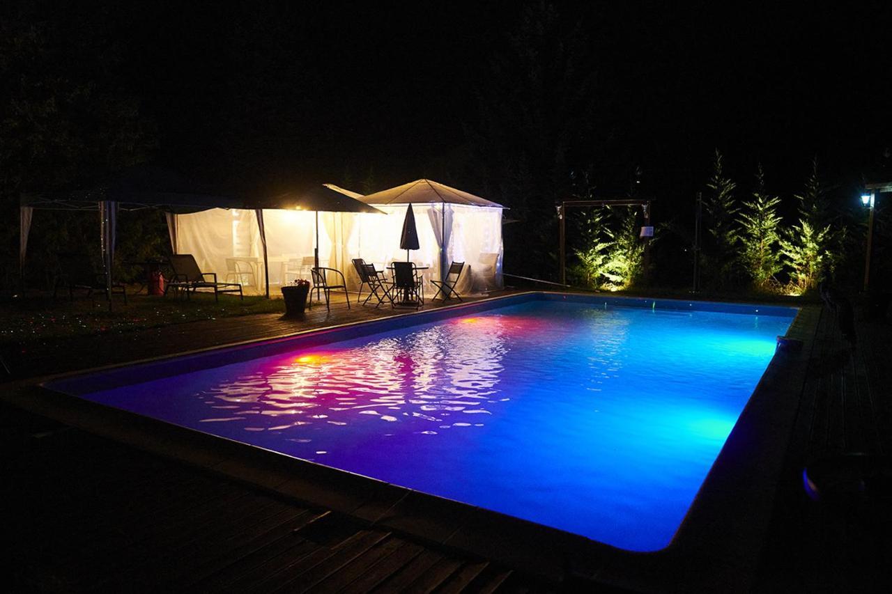 Bed and Breakfast L'Amarre Aux Anges Cormatin Экстерьер фото