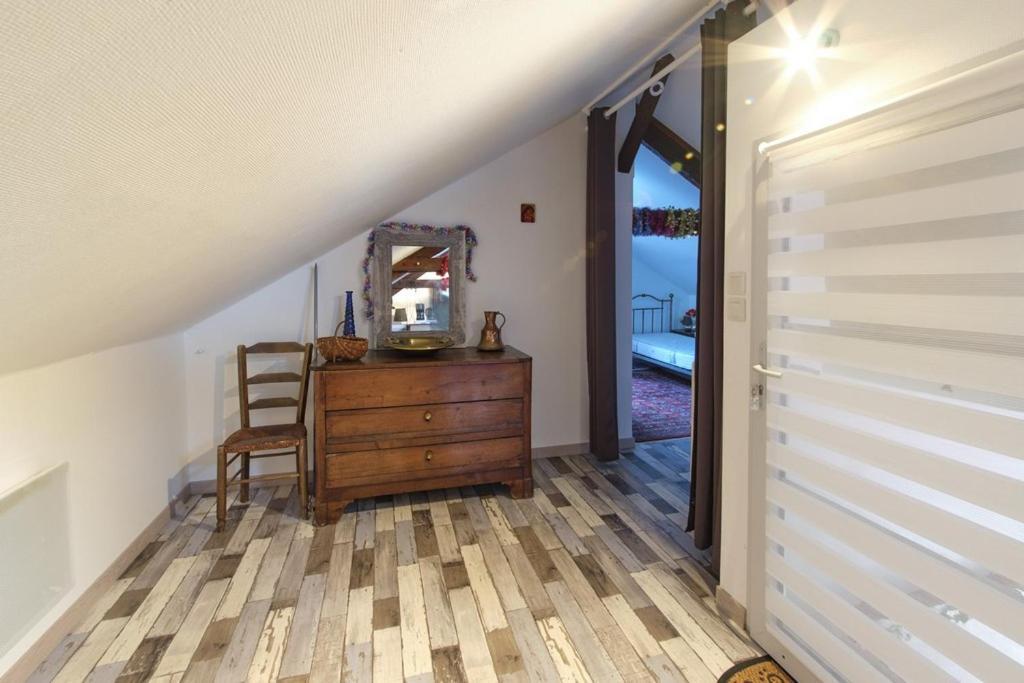 Bed and Breakfast L'Amarre Aux Anges Cormatin Экстерьер фото