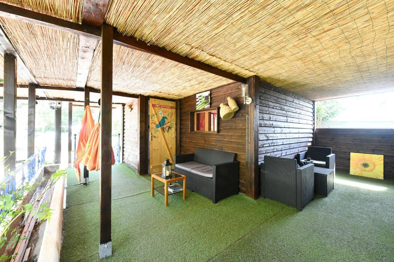 Bed and Breakfast L'Amarre Aux Anges Cormatin Экстерьер фото