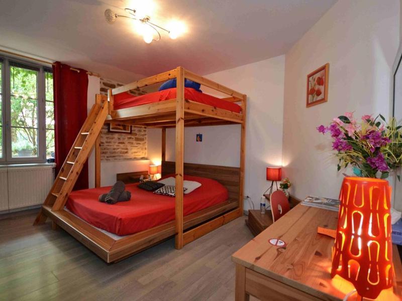 Bed and Breakfast L'Amarre Aux Anges Cormatin Экстерьер фото