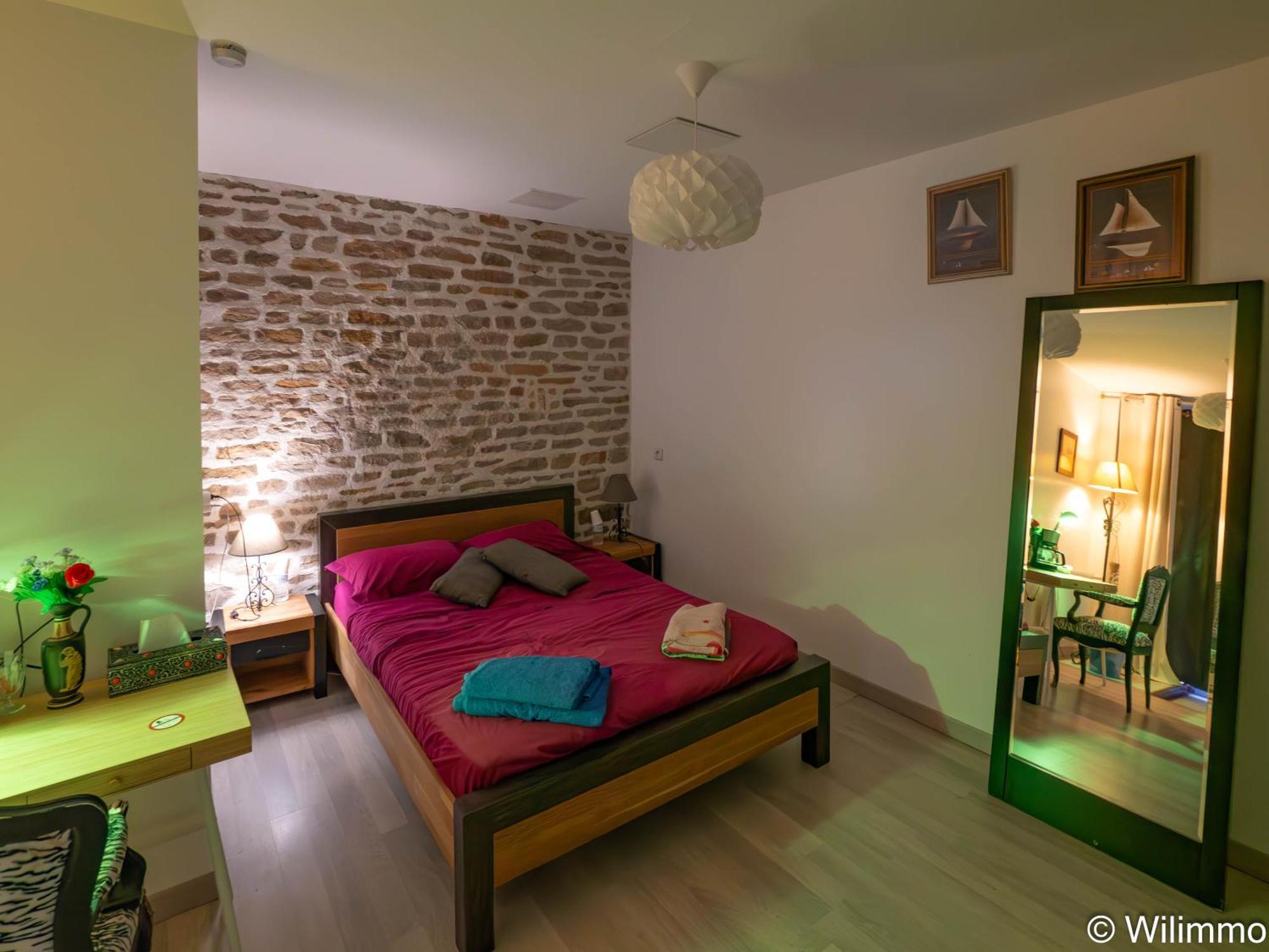 Bed and Breakfast L'Amarre Aux Anges Cormatin Экстерьер фото
